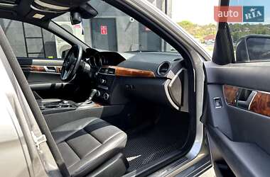 Седан Mercedes-Benz C-Class 2012 в 