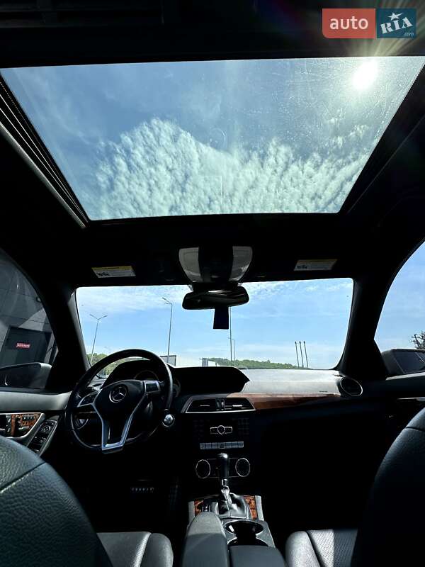 Седан Mercedes-Benz C-Class 2012 в Лубнах фото 25 Седан Mercedes-Benz C-Class 2012 в Лубнах