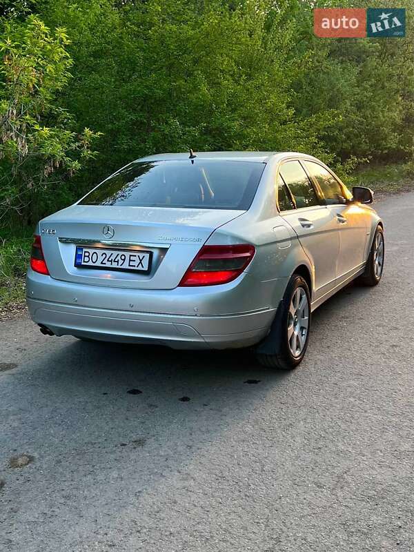 Седан Mercedes-Benz C-Class 2008 в Тернополе