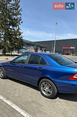 Седан Mercedes-Benz C-Class 2003 в 