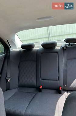 Седан Mercedes-Benz C-Class 2003 в 