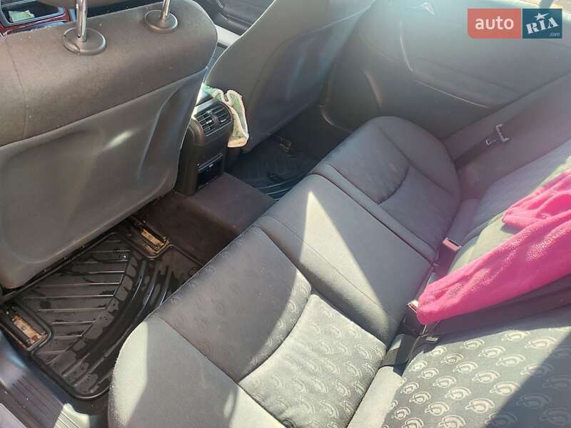 Универсал Mercedes-Benz C-Class 2002 в Житомире