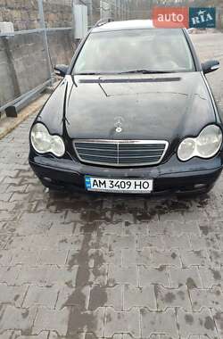 Универсал Mercedes-Benz C-Class 2002 в Житомире