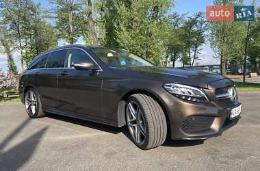 Универсал Mercedes-Benz C-Class 2015 в 