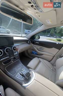 Универсал Mercedes-Benz C-Class 2015 в 