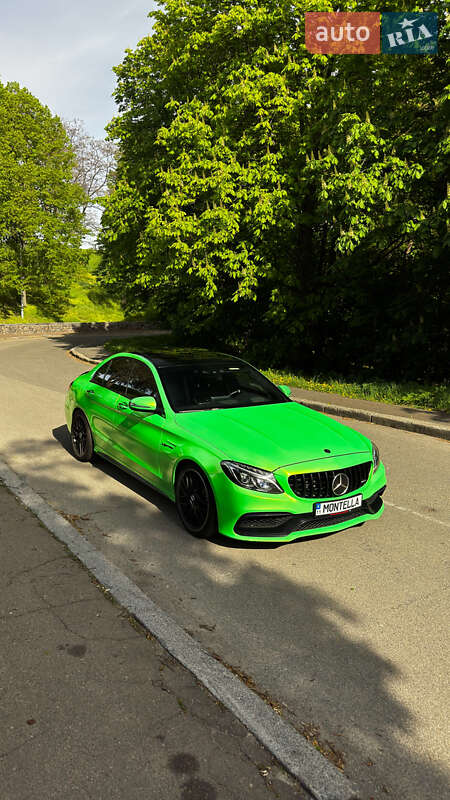 Седан Mercedes-Benz C-Class 2015 в Киеве