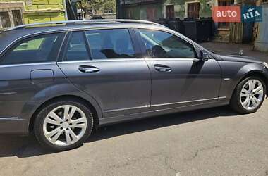 Универсал Mercedes-Benz C-Class 2010 в 