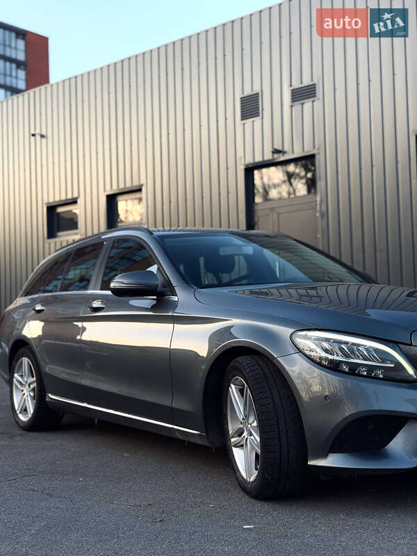 Універсал Mercedes-Benz C-Class 2019 в Хмельницькому