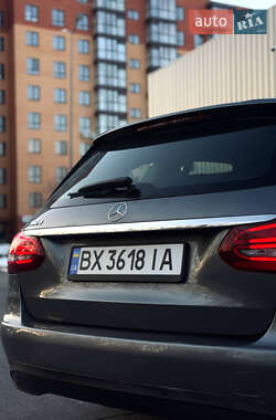 Универсал Mercedes-Benz C-Class 2019 в 
