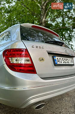 Универсал Mercedes-Benz C-Class 2012 в 