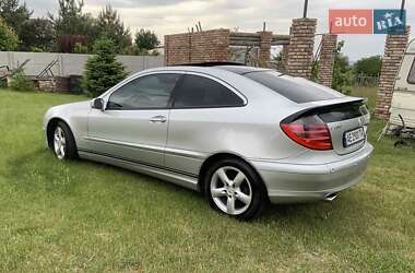 Купе Mercedes-Benz C-Class 2002 в 