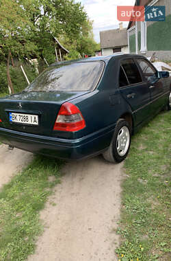 Седан Mercedes-Benz C-Class 1997 в 