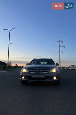 Универсал Mercedes-Benz C-Class 2010 в 
