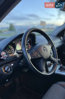 Универсал Mercedes-Benz C-Class 2010 в 
