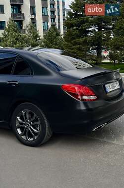 Седан Mercedes-Benz C-Class 2017 в 