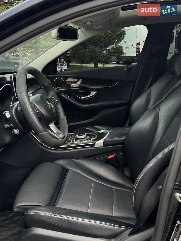 Седан Mercedes-Benz C-Class 2017 в Киеве