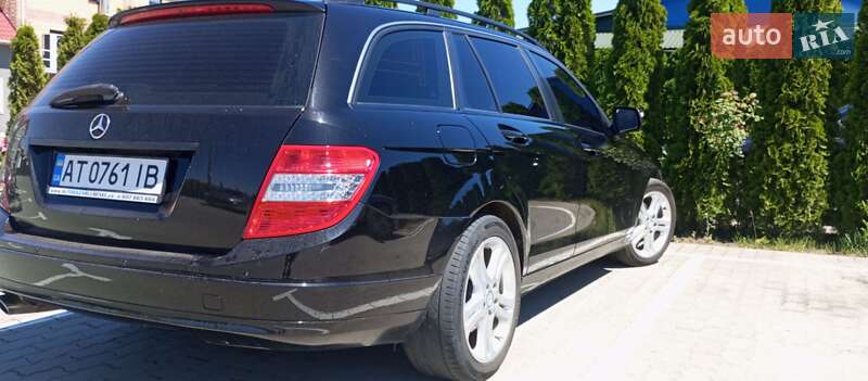 Універсал Mercedes-Benz C-Class 2008 в Івано-Франківську