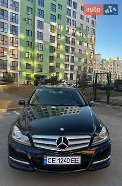 Універсал Mercedes-Benz C-Class 2011 в Рівному