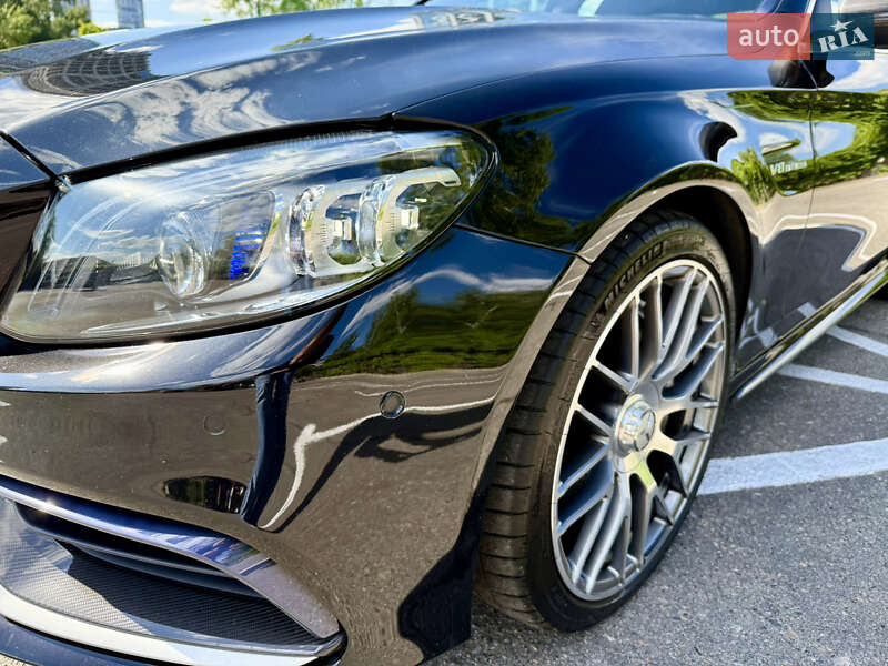 Седан Mercedes-Benz C-Class 2019 в Днепре