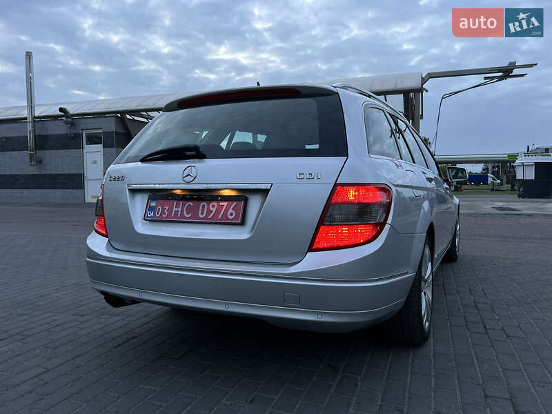 Универсал Mercedes-Benz C-Class 2009 в Луцке
