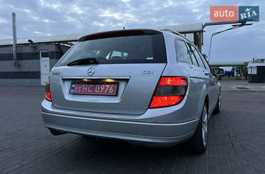 Универсал Mercedes-Benz C-Class 2009 в 