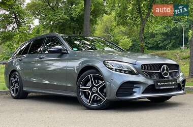 Універсал Mercedes-Benz C-Class 2018 в Києві