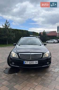 Універсал Mercedes-Benz C-Class 2010 в 