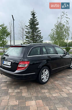 Універсал Mercedes-Benz C-Class 2010 в 