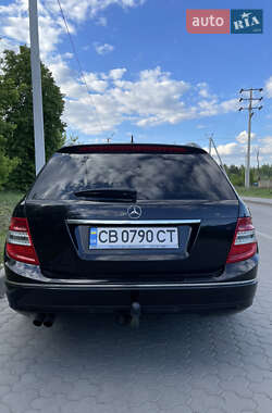Универсал Mercedes-Benz C-Class 2010 в 