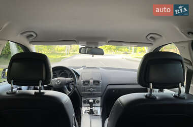 Универсал Mercedes-Benz C-Class 2010 в 