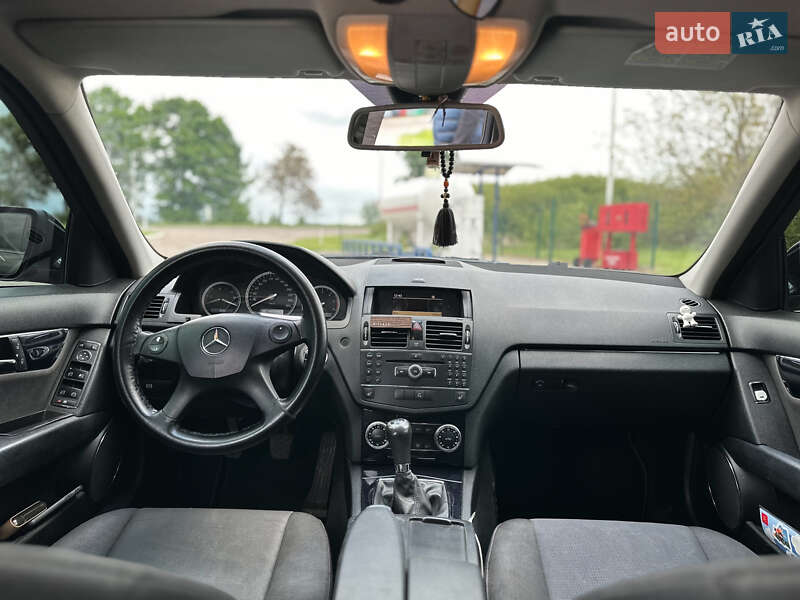 Универсал Mercedes-Benz C-Class 2008 в Львове