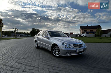 Седан Mercedes-Benz C-Class 2004 в Чернівцях