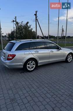 Универсал Mercedes-Benz C-Class 2013 в 