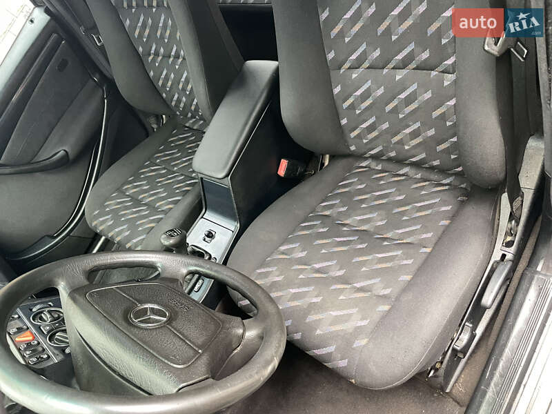 Универсал Mercedes-Benz C-Class 1999 в Сокале