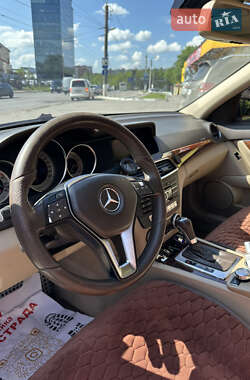 Седан Mercedes-Benz C-Class 2012 в 