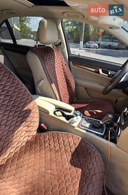 Седан Mercedes-Benz C-Class 2012 в 