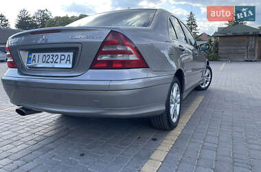 Седан Mercedes-Benz C-Class 2006 в 