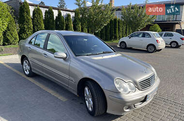 Седан Mercedes-Benz C-Class 2006 в 