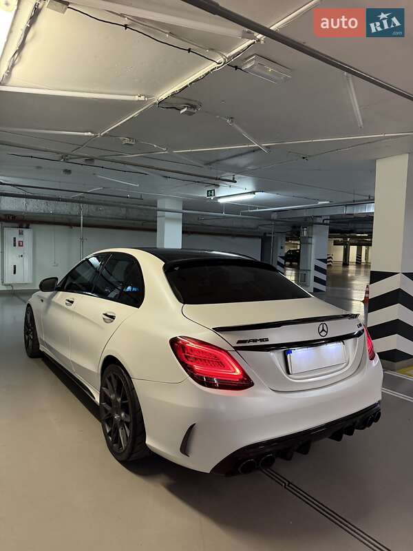 Седан Mercedes-Benz C-Class 2019 в Києві