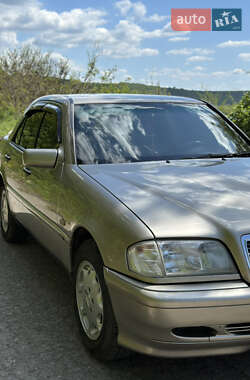 Седан Mercedes-Benz C-Class 1995 в 
