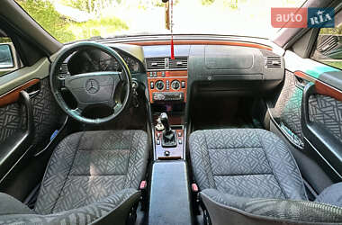 Седан Mercedes-Benz C-Class 1995 в 