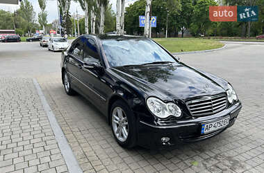 Седан Mercedes-Benz C-Class 2005 в Запорожье