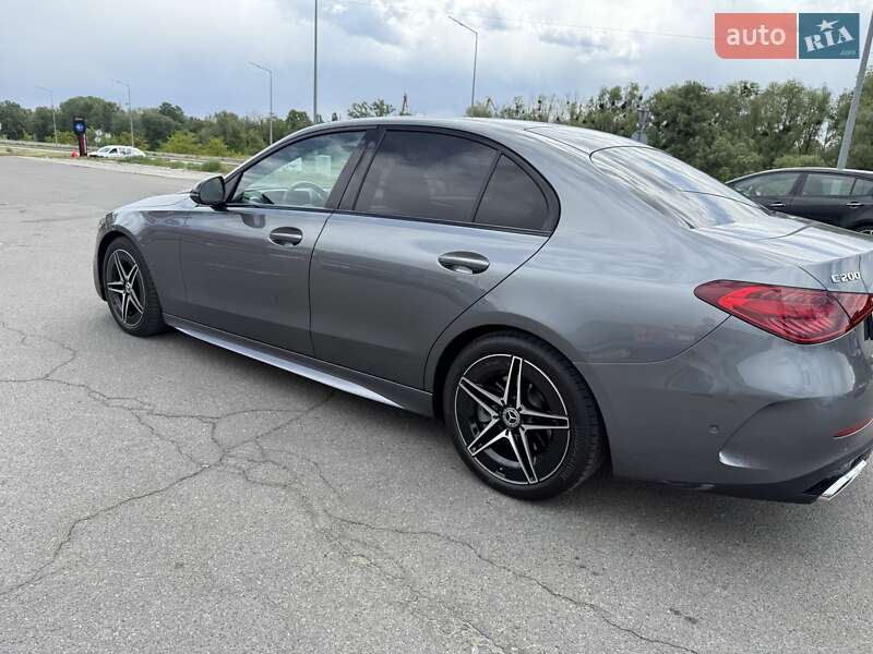 Седан Mercedes-Benz C-Class 2022 в Киеве