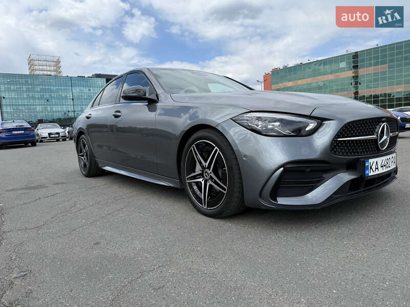 Седан Mercedes-Benz C-Class 2022 в Киеве