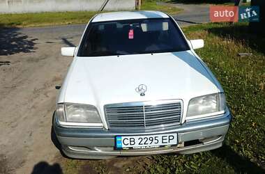 Седан Mercedes-Benz C-Class 1995 в Чернухах