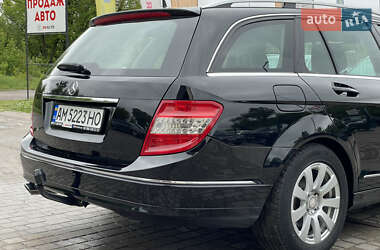 Универсал Mercedes-Benz C-Class 2009 в 
