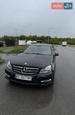 Седан Mercedes-Benz C-Class 2013 в Львове