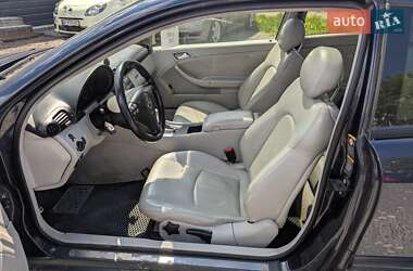Купе Mercedes-Benz C-Class 2005 в 