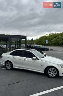 Седан Mercedes-Benz C-Class 2011 в Луцьку