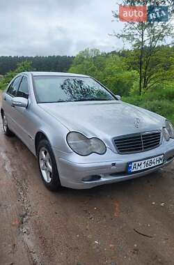 Седан Mercedes-Benz C-Class 2001 в 
